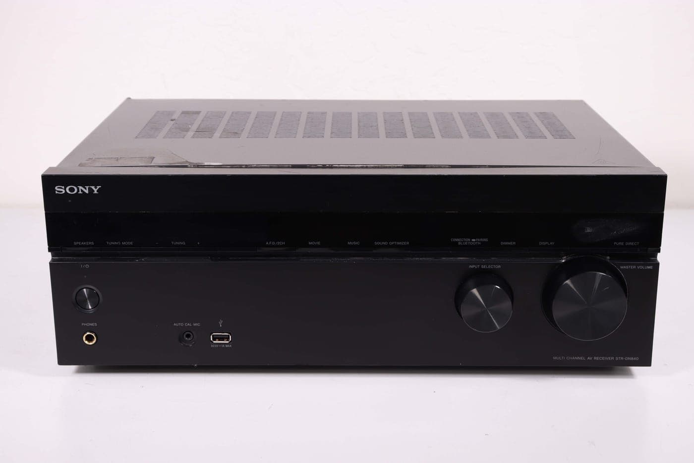 Meridian AVR-9 Network Receiver view 3